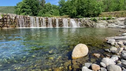 Sticker - Cascade dans les Cévennes, Occitanie