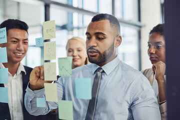 Aufkleber - Business, people and glass with sticky note brainstorming in office, corporate employees and discussion together. Strategy, planning and idea for company collaboration project, teamwork and meeting