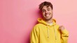 © Studio Nova - The man in yellow hoodie