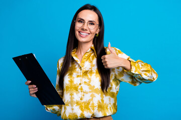 Canvas Print - Photo of gorgeous elegant successful office worker chief brunette elegant clothes thumb up isolated on blue color background