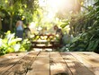 © Red Tiger Design - Sonniger Garten mit Picknicktisch