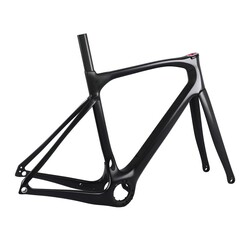 Poster - Carbon fiber bicycle frame close-up. Black bike frame features curved front and handlebars made of carbon fiber material. Smooth finish and ergonomic design for comfortable riding experience.