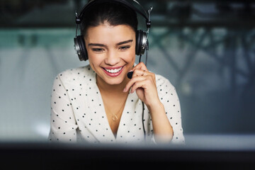 Poster - Woman, tutor and call center on computer for e learning communication, teaching and website platform. Educational advisor in headphones for online course instruction, advice and night support