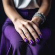 © Deny - Purple manicure