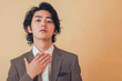 © OAI - コピースペースのある男性の写真