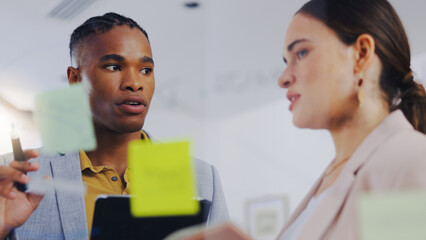 Aufkleber - Board, explain or diversity people collaboration, communication and teamwork on sales strategy. Sticky note, brainstorming team or business partner cooperation on research info, project ideas or plan