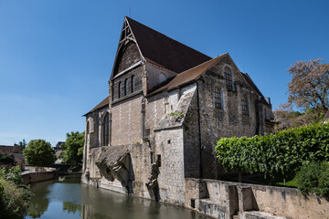 Wall Mural - Scenic view of Eure River banks and houses in Historic Center of Chartres. Chartres, Eure-et-Loir department, Centre-Val de Loire region, France, Europe.