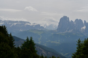 Wall Mural - Schöne Landschaft auf dem Raschötz in Südtirol 