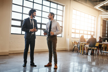 Canvas Print - Tablet, team and business men planning, research or brainstorming project ideas with happy mentor. Technology, intern and talk to sales manager to help with training, discussion or coaching in office