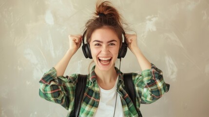 Poster - The Woman with Headphones