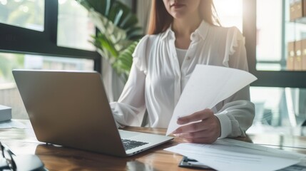 Canvas Print - The woman at the desk