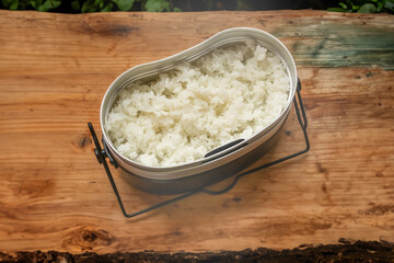 Sticker - はんごうで炊飯　Cooking rice in a mess kit outdoors 