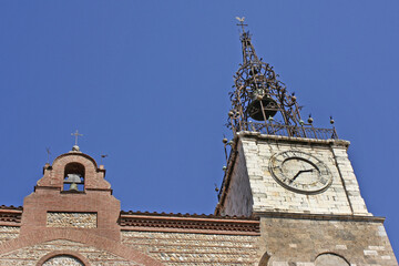 Poster - Clocher et horloge du village