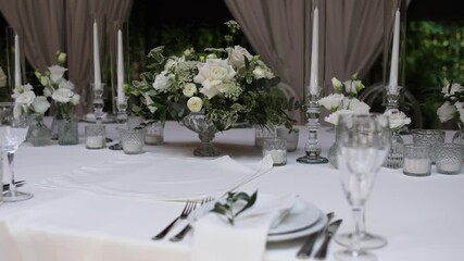 Canvas Print - banquet hall in a restaurant with decor for a wedding