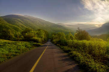 Poster - road in the mountains