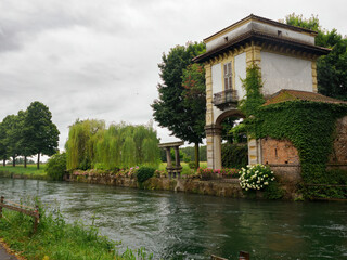 Wall Mural - Old buildings along Naviglio Grande at Robecco