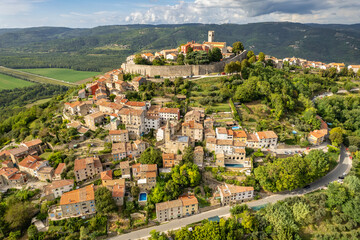 Wall Mural - Aerial view of the picturesque historic town of Motovun, Istria region, Croatia