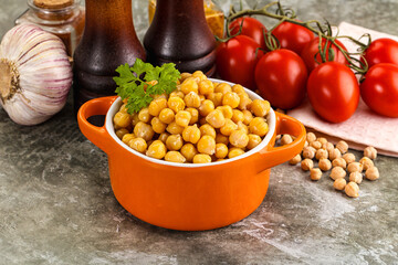 Canvas Print - Canned chickpea in the bowl