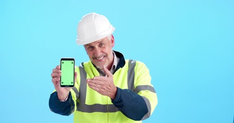Aufkleber - Face, green screen and construction man with smartphone, engineering or network on blue studio background. Maintenance, ux presentation or person with cellphone, pointing or tracking markers with app