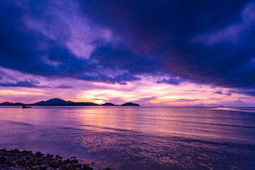 Poster - Nature landscape beautiful Light Sunset or sunrise over sea,Colorful clouds dramatic sky seascape,Amazing clouds in sunset sky background