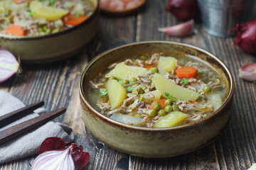 Wall Mural - A bowl with traditional German dish - stew Eintopf	