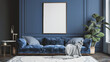 © BONI - Mockup de salón moderno en tonos azul marino con elegante sofá y decoración de lujo con cuadro vertical en el medio.