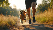 © Erika - hombre corriendo junto con su perro con su mascota al aire libre entrenamiento y diversion haciendo ejercicio compañerismo y amistad