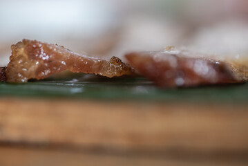 Grilled pork baked in herbal paste