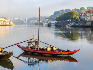 Wall Mural - Morning light at waterfront of Vila Nova de Gaia