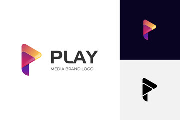 Leinwandbilder - letter p play media logo design gradient style for music player logo template