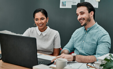 Poster - Smile, business people and laptop in office for reading, research and online information for publication. Creative agency, journalists and teamwork on computer for political story, article or editing