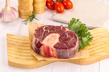 Sticker - Raw beef ossobuco for roast