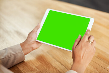 Aufkleber - Green screen, hands and tablet with business person at desk of office for email, feedback or report. Advertising, marketing and technology with corporate employee in professional workplace closeup