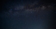 © IEPPEI - 星空：美しい銀河と輝く星々の夜空