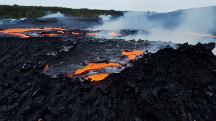 Aufkleber - A mesmerizing mix of molten lava and jagged sharp rocks as the hot liquid pools and hardens around the edges creating sharp hardened edges and swirls.