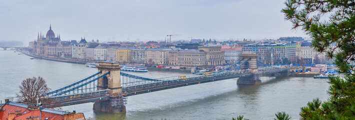 Canvas Print - Panorama of Szechenyi Chain Bridge, view from Buda Castle, Hungary