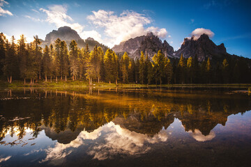 Canvas Print - Fantastic view of lake Antorno with Cadini di Misurina ridge in National Park Tre Cime di Lavaredo. Location place Dolomite, Italy, South Tyrol, Europe.