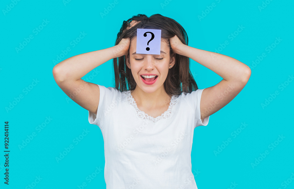 Female Question Стоковое фото «Paper notes with question marks. Confused female ...