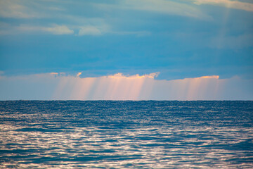 Wall Mural - Beautiful sunset over the mediterranean sea with - Alanya, Antalya