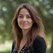© www.freund-foto.de - Professionelles Porträt einer jungen Frau mit natürlichem Look. Perfekt für LinkedIn, Facebook oder andere soziale Medien