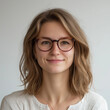 © www.freund-foto.de - Professionelles Porträt einer jungen Frau mit natürlichem Look. Perfekt für LinkedIn, Facebook oder andere soziale Medien
