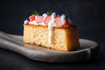 Wall Mural - Piece of cake with king prawns in sauce