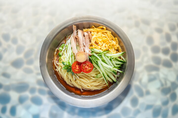 Wall Mural - ひやし中華　Summer noodle dish, chilled Chinese noodles