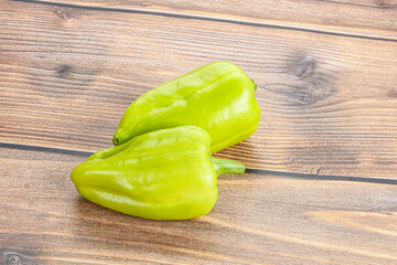 Canvas Print - Green raw fresh bell pepper