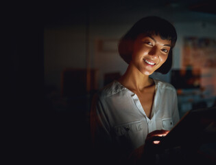 Aufkleber - Portrait, night and woman with tablet, employee and happy with project, deadline and schedule. Face, evening or creative agency with consultant, website information or internet with technology or app