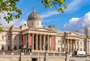 Wall Mural - National Gallery on Trafalgar square, London, UK