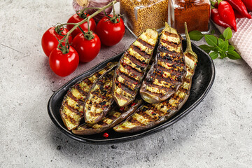 Grilled tasty ripe eggplant slice