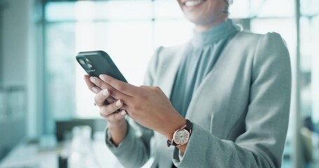 Aufkleber - Woman, hands and typing on cellphone in office for networking, communication and email or text. Connection, mobile app and female lawyer with technology for research, planning and online for career