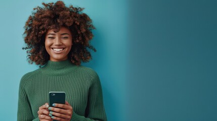 Wall Mural - The smiling woman with phone