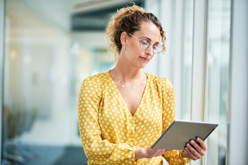Poster - Tablet, research and business woman with social media, content creation project and online in office for internet. Idea, searching and creative employee browsing website or mobile app on technology